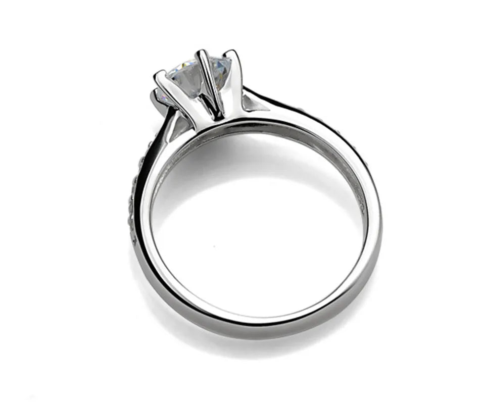 Timeless Claw Diamond Ring